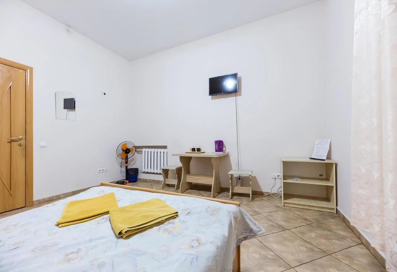 Mini Hotel Near Arena City Киев Украина