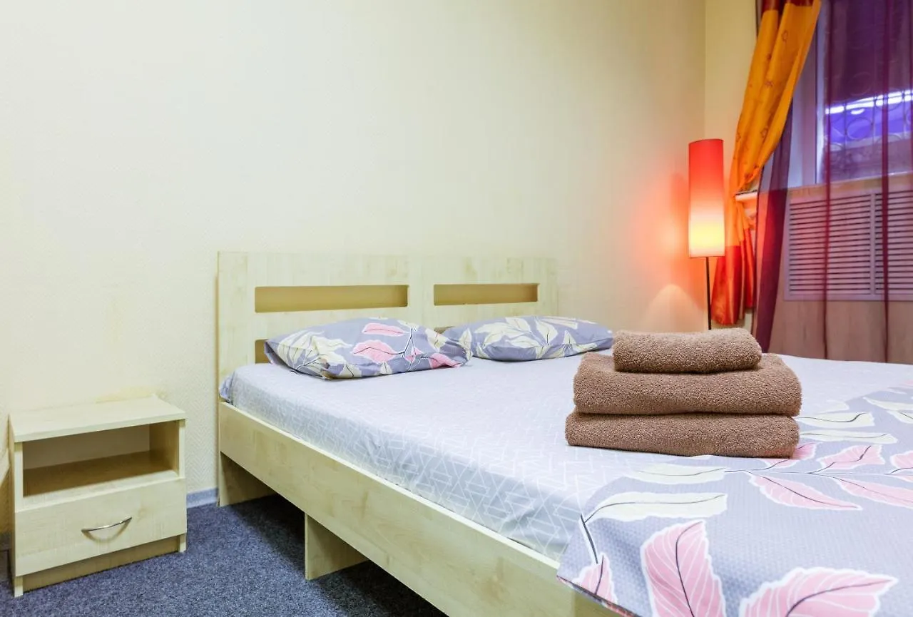 Mini Hotel Near Arena City Киев Гостевой дом